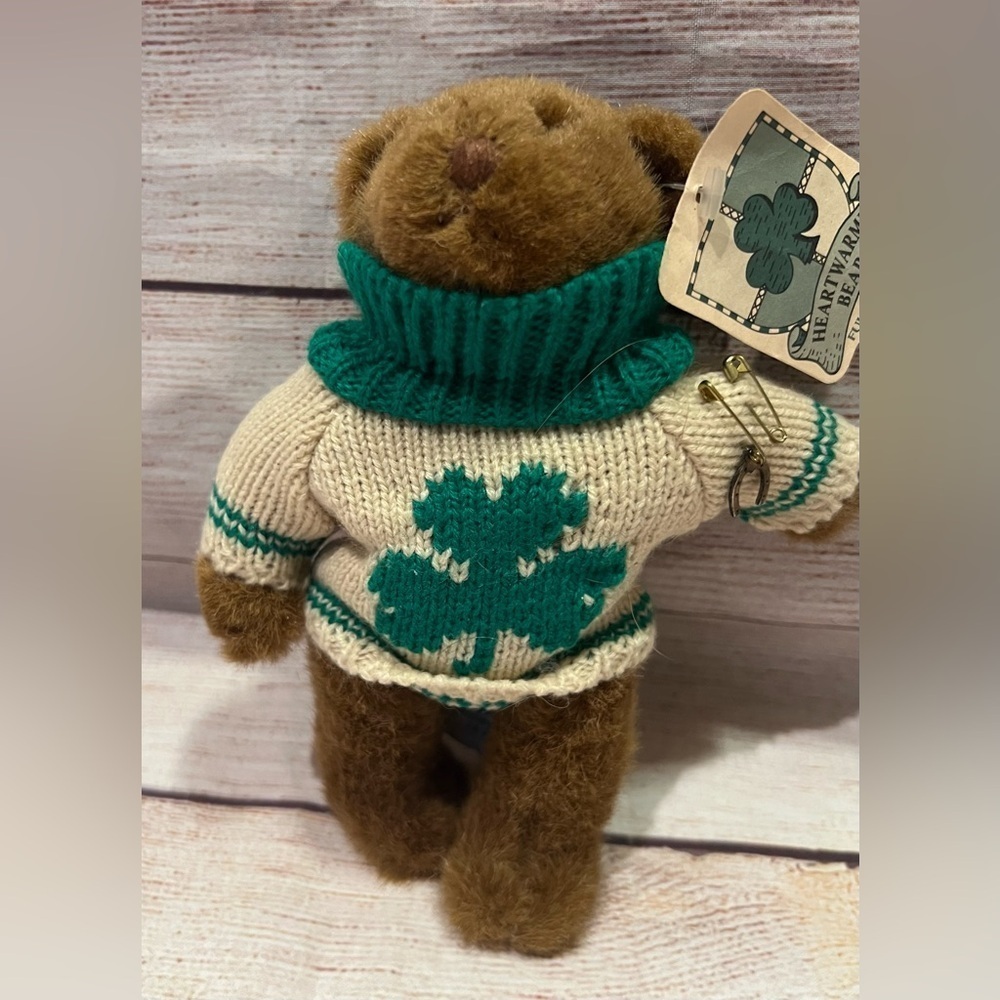 Vintage Heart Warmers Teddy Bear Russ Berrie Shamrock Plush Jointed Irish 7 Inch